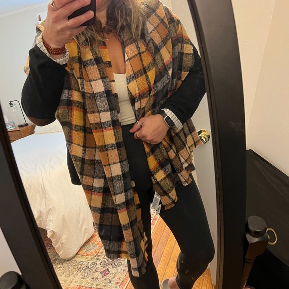 NWT Old Navy Tartan Plaid Scarf (Tan, Orange, Red, Black) Raw Edge - Picture 2 of 8